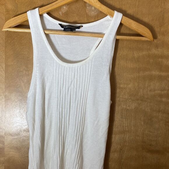 BCBG MAXAZRIA cream ribbed stretch deep scoop neck racerback sleeveless sweater - Picture 2 of 6